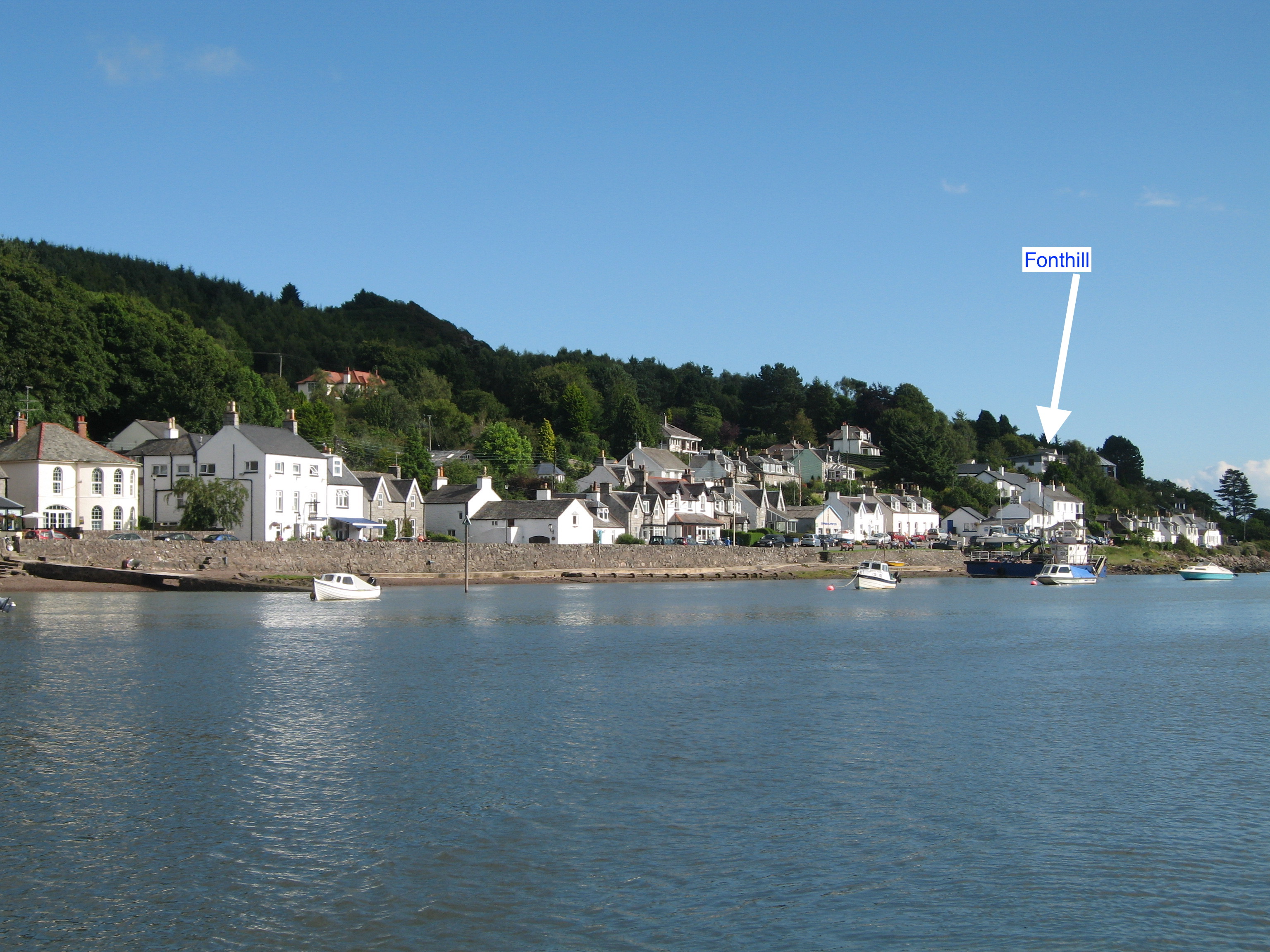 Coastal village of Kippford showing self catering, dog friendly holiday house